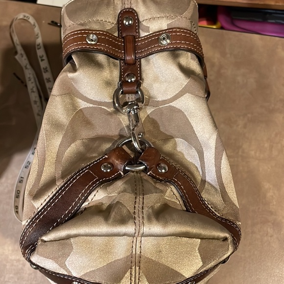 Signature C Tan & Brown Sateen Leather Coach Purse 🤎 - Picture 7 of 16